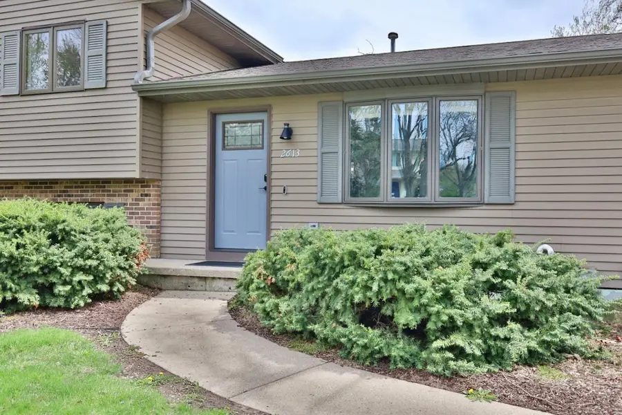 2613 Cochise Trail, Fitchburg, WI 53711 - #2