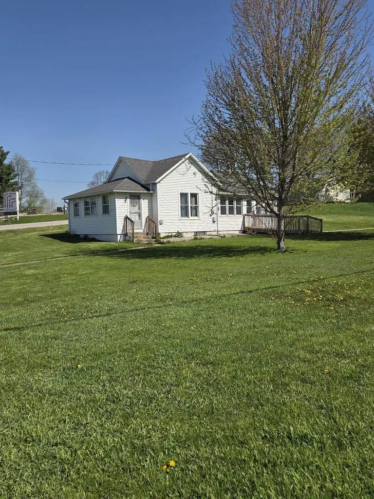 525 W Water Street, Shullsburg, WI 53586 - #2