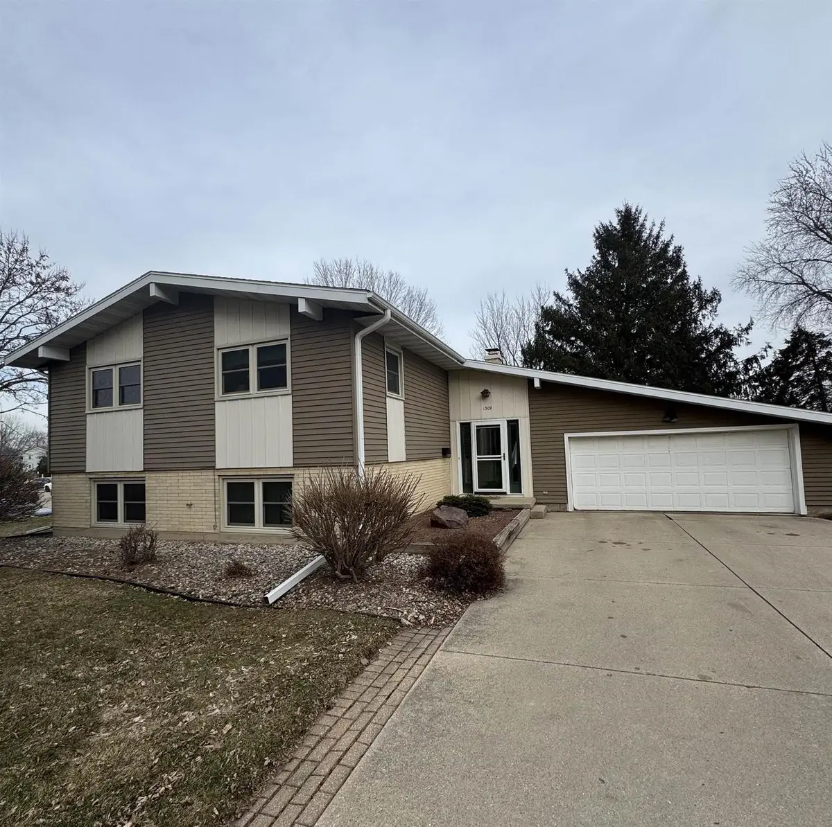 1309 Kuhle Drive, Sun Prairie, WI 53590 - #1