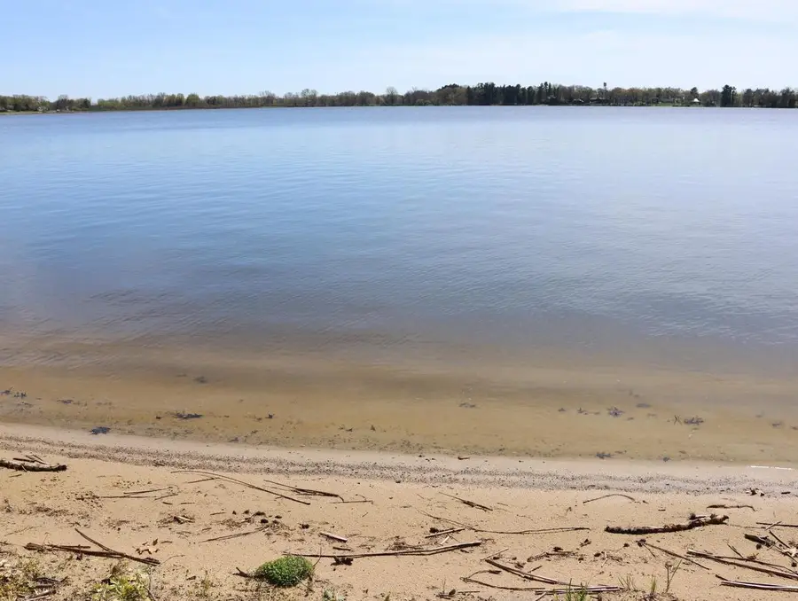 W5733 Island Drive, Pardeeville, WI 53954 - #3