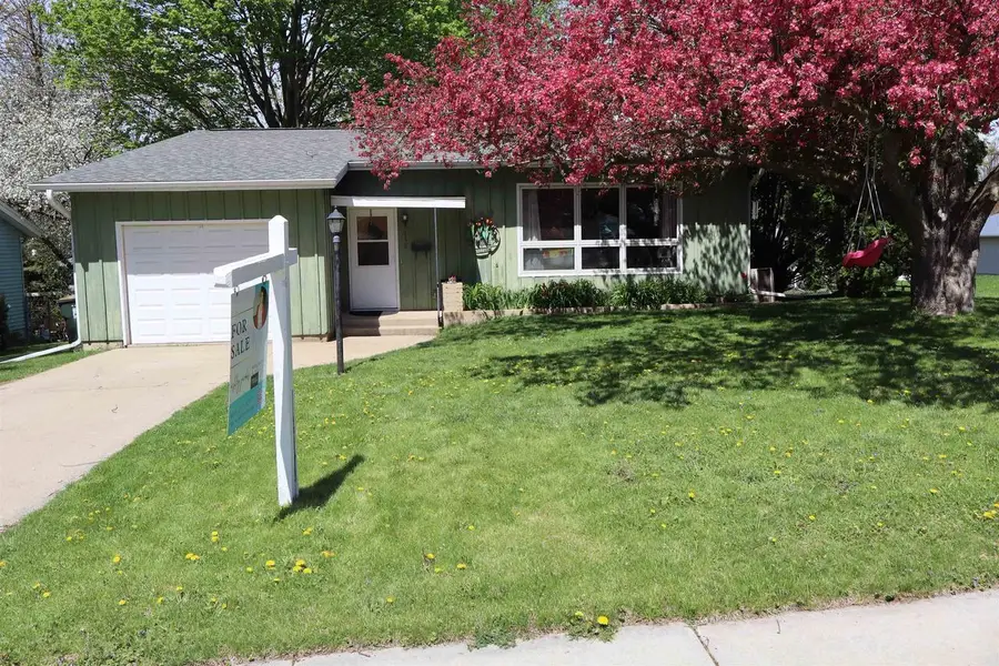 730 Wilson Street, Sun Prairie, WI 53590 - #2