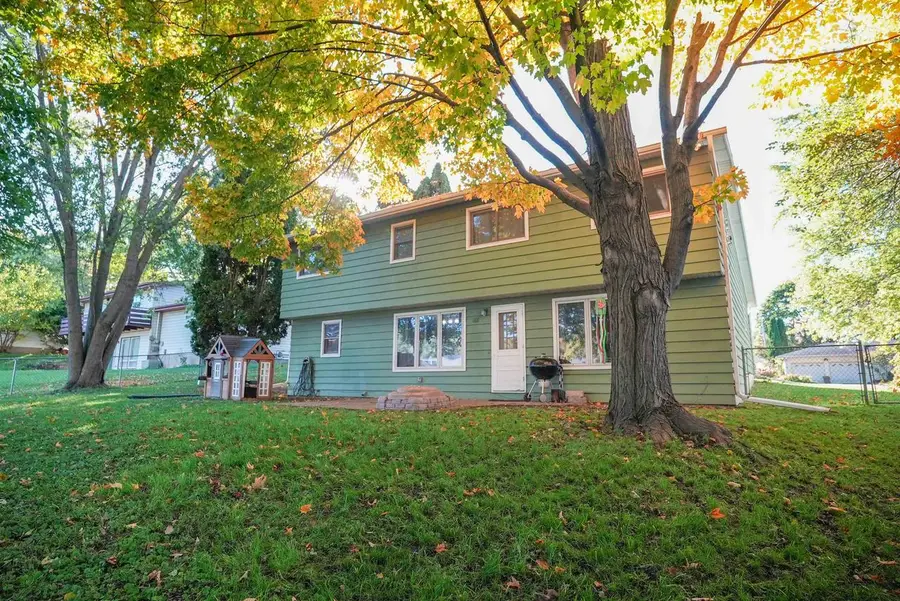 730 Wilson Street, Sun Prairie, WI 53590 - #3