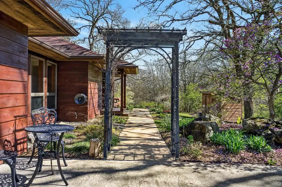 5765 Mill Road, Dodgeville, WI 53533 - #2