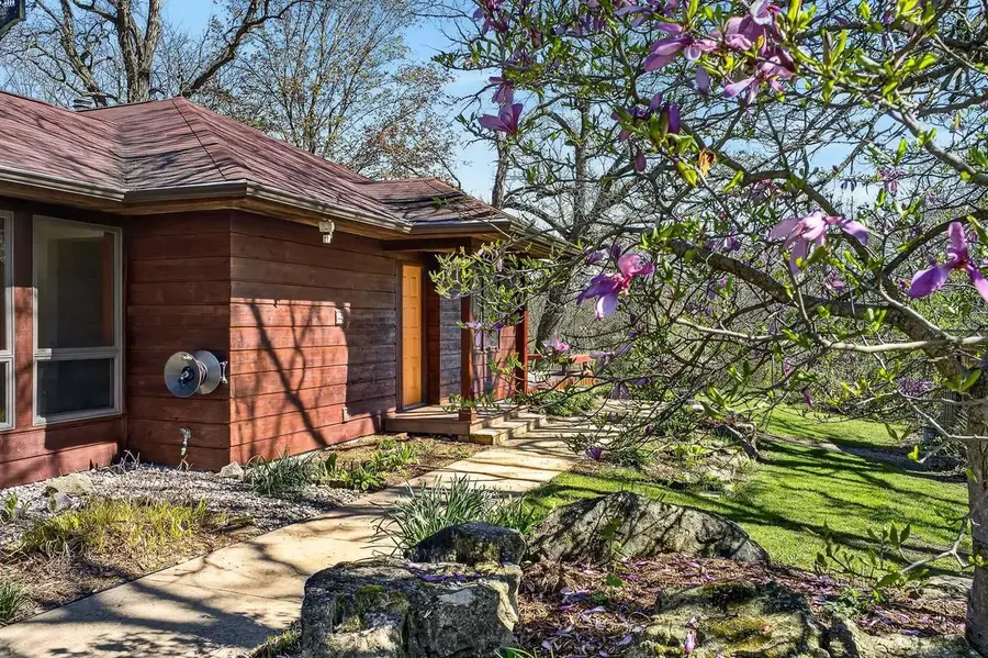 5765 Mill Road, Dodgeville, WI 53533 - #3