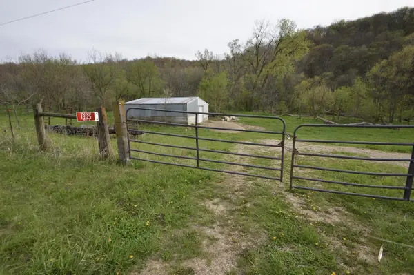 13125 Hwy 18 Street, Prairie Du Chien, WI 53821