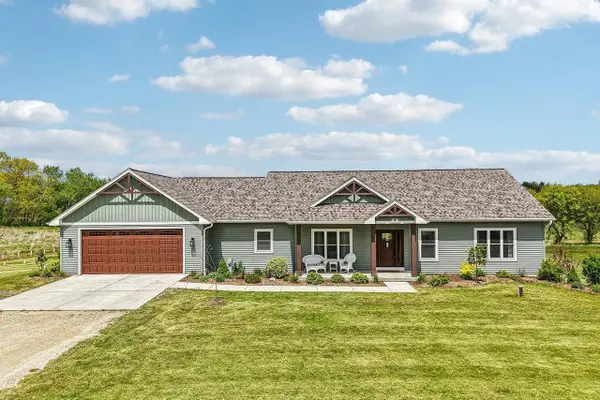 N8069 Springer Road, Lake Mills, WI 53551