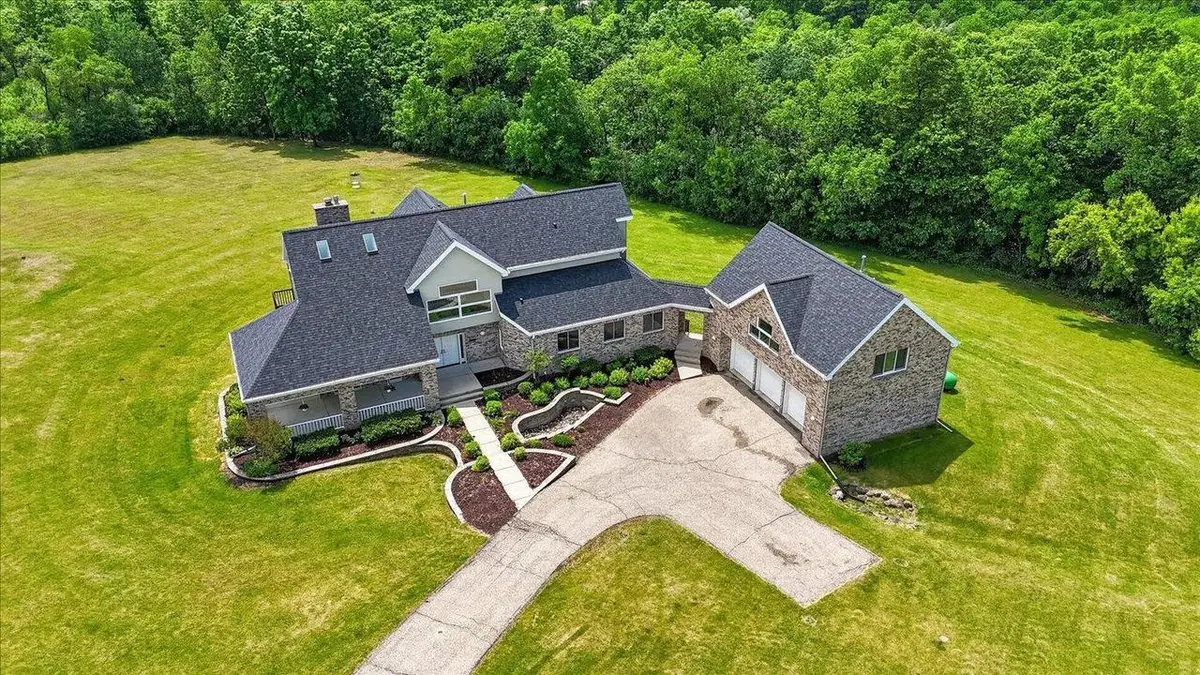 2161 County Road JG, Blue Mounds, WI 53572 - #1