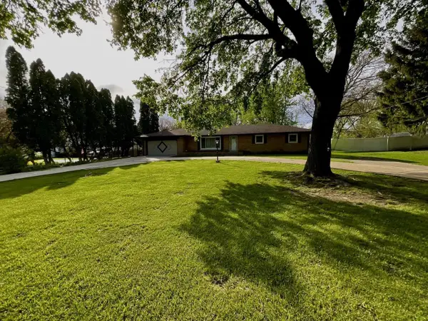 2443 shopiere Road, Beloit, WI 53511