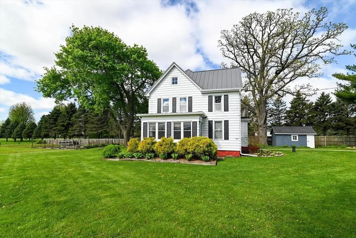 6059 Portage Road, Deforest, WI 53532 - #1