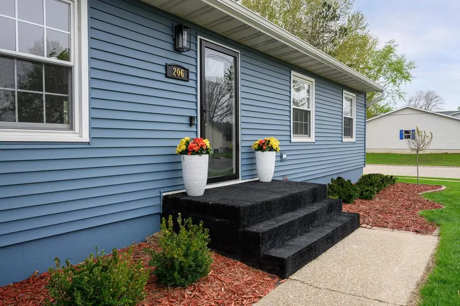 206 4th Street, Belleville, WI 53508 - #3