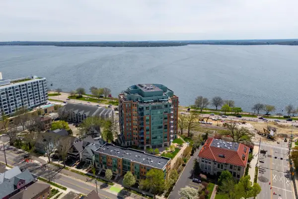 350 Hamilton Street #1001, Madison, WI 53703