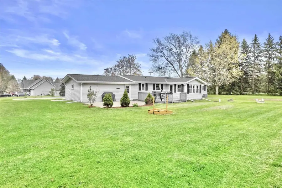 W1179 Stein Way, Ashippun, WI 53066 - #2