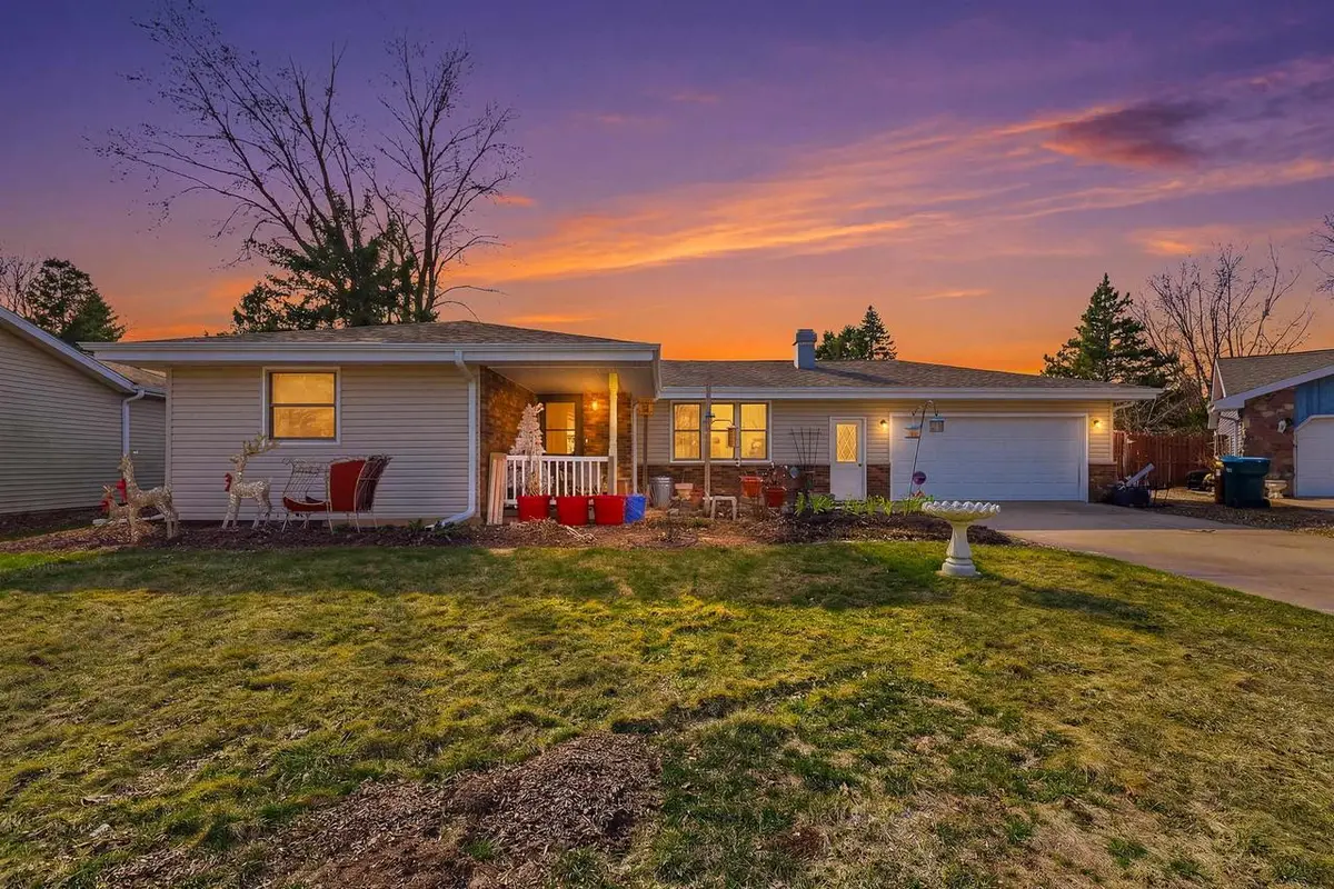 2149 Connies Court, Appleton, WI 54914 - #1