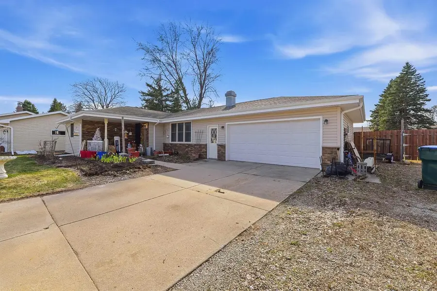 2149 Connies Court, Appleton, WI 54914 - #2