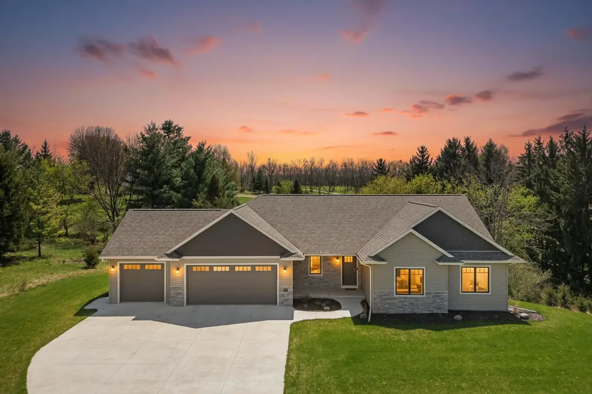 309 Drumlin Loop, Ripon, WI 54971 - #1