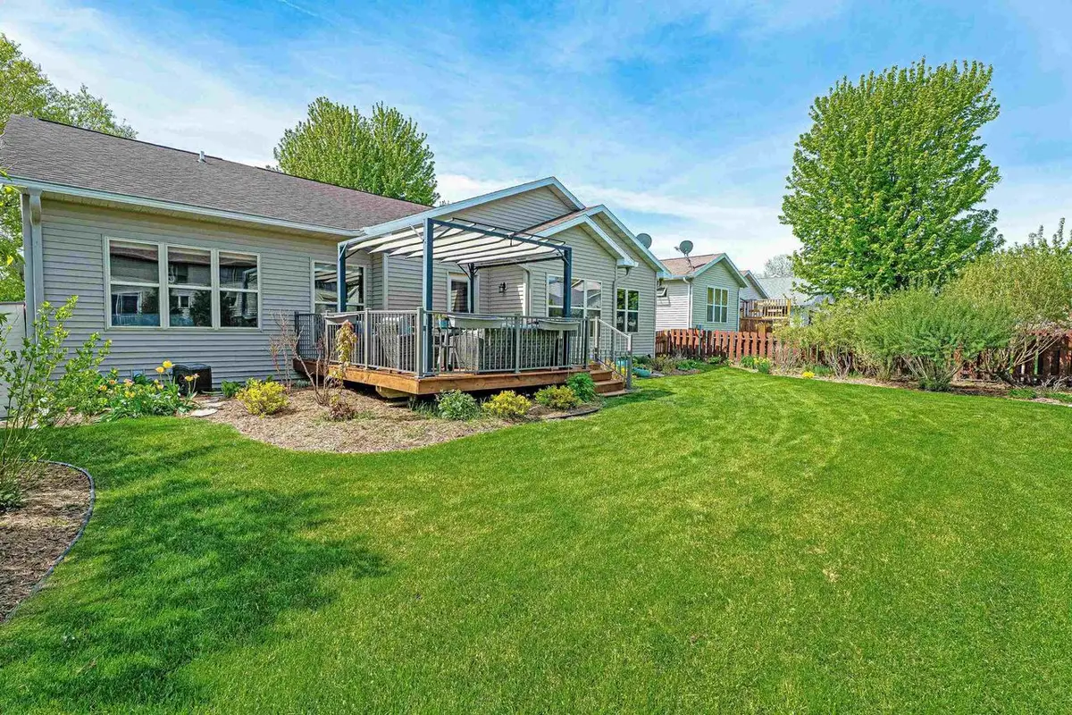 6614 CARLTON Drive, Madison, WI 53718 - #1