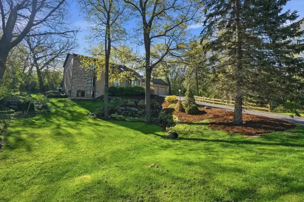 7700 Bittersweet Court, Middleton, WI 53562
