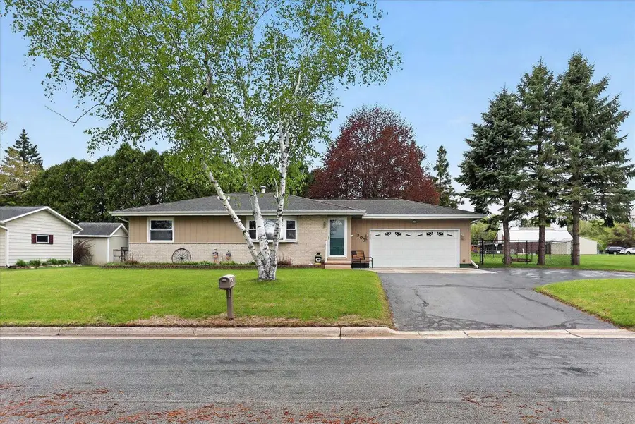 300 Prairie Avenue, Lake Mills, WI 53551 - #3