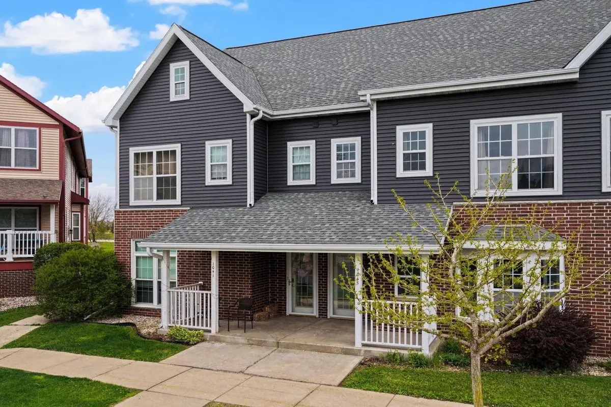 1045 Providence, Sun Prairie, WI 53590 - #1