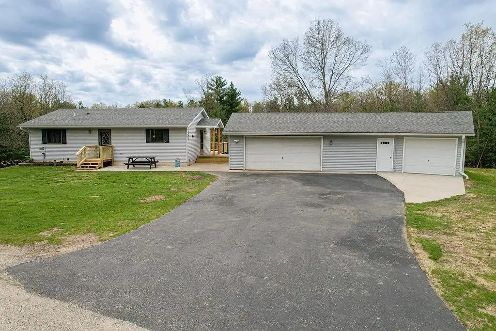 3392 3rd Lane, Oxford, WI 53952 - #1