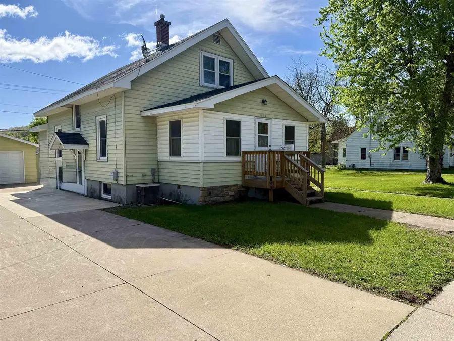152 Ohio Street, Prairie Du Chien, WI 53821 - #2