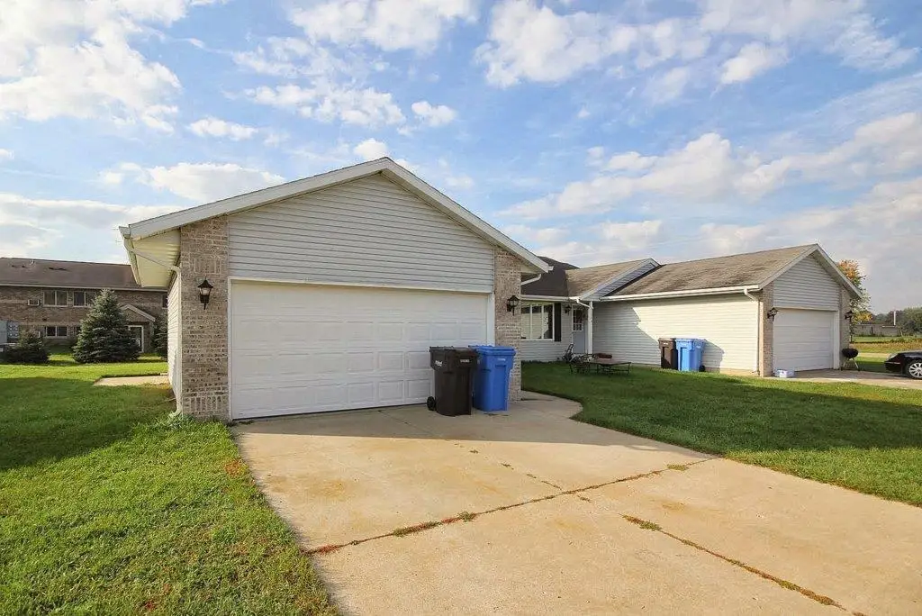 100A-100B Thomas Place, Arena, WI 53503 - #1