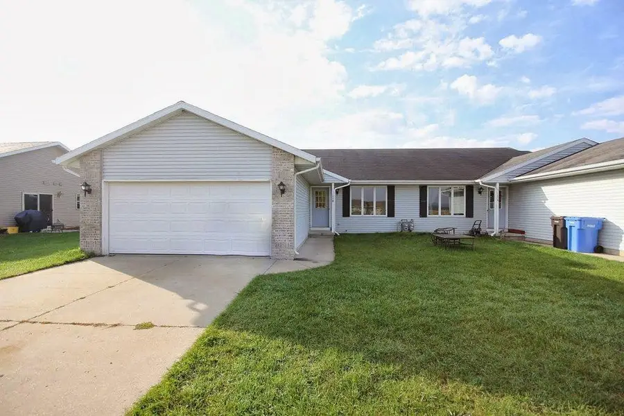 100A-100B Thomas Place, Arena, WI 53503 - #2