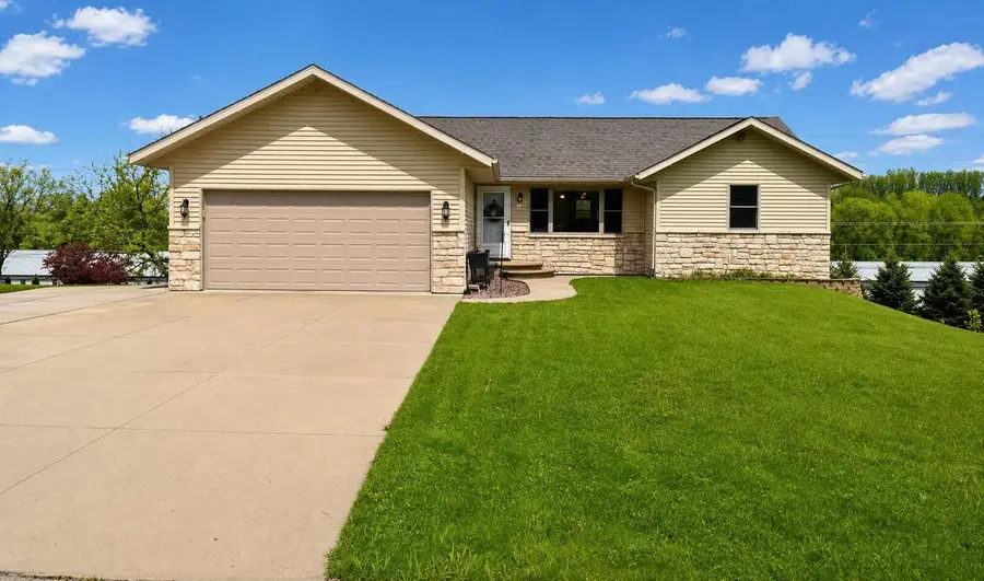 201 Cody Drive, Beaver Dam, WI 53916 - #2