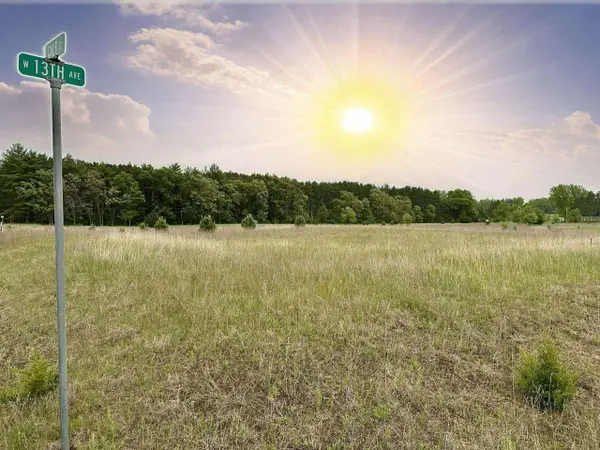 Lot 4 W 13th Avenue, Wisconsin Dells, WI 53965