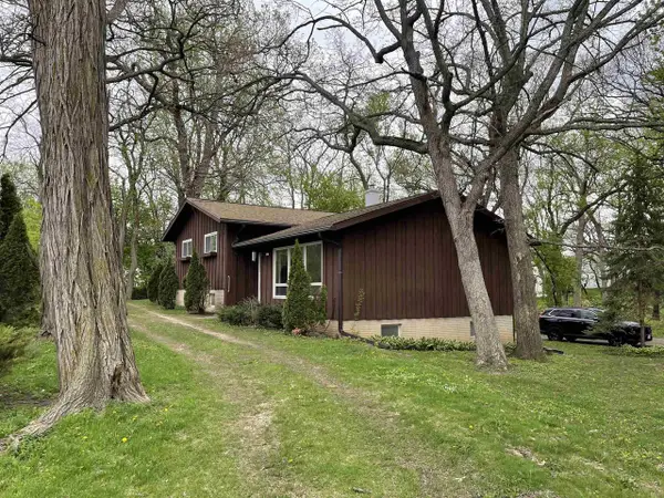7001 Old Sauk Road, Middleton, WI 53562