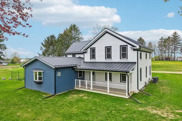 5833 Town Hall Drive, Sun Prairie, WI 53590
