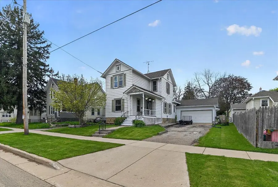 218 Water Street, Columbus, WI 53925 - #2
