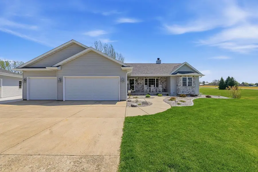 W7545 Country Drive, Beaver Dam, WI 53916 - #3