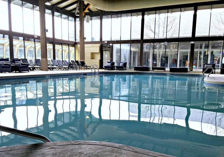 269 Fontana Boulevard #1403, Fontana, WI 53125 - #2