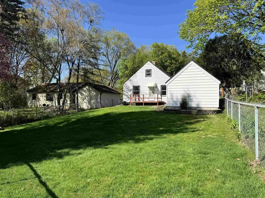 907 Birch Haven Circle, Monona, WI 53716 - #3