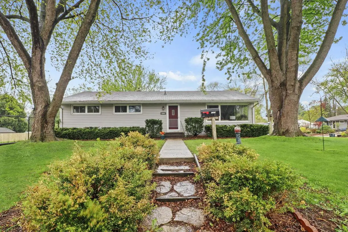 1201 Douglas Trail, Madison, WI 53716 - #1