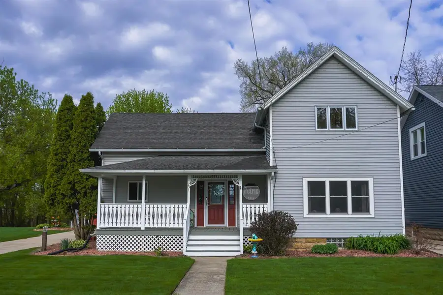 231 Campbell Street, Columbus, WI 53925 - #2