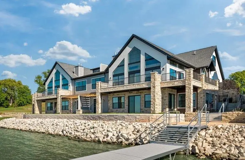 222 Lakeview Lane, Beaver Dam, WI 53916 - #2