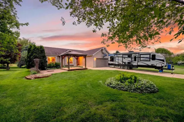 3781 TOKEN Road, Deforest, WI 53532