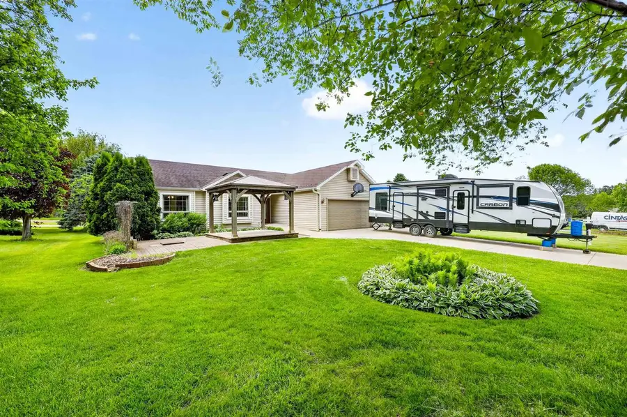 3781 TOKEN Road, Deforest, WI 53532 - #2