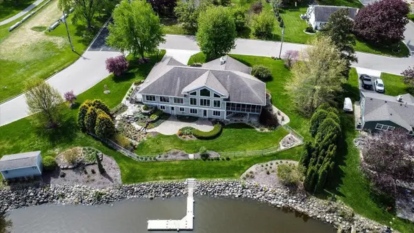 404 Sunset Court, Marshall, WI 53559