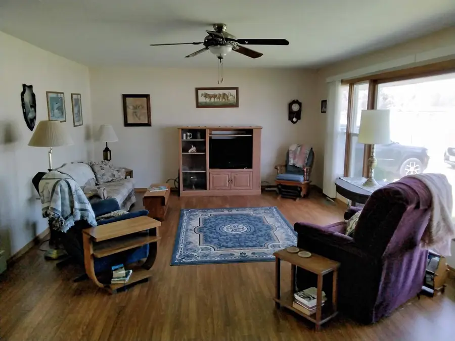 24 4th Street, Montello, WI 53949 - #3