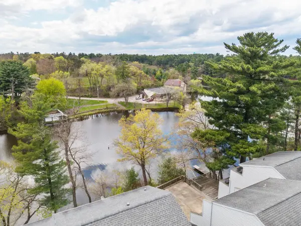 227 Canyon Road #6, Wisconsin Dells, WI 53965