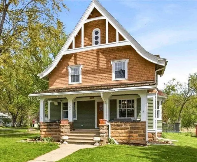 209 East Street, Wonewoc, WI 53968 - #2