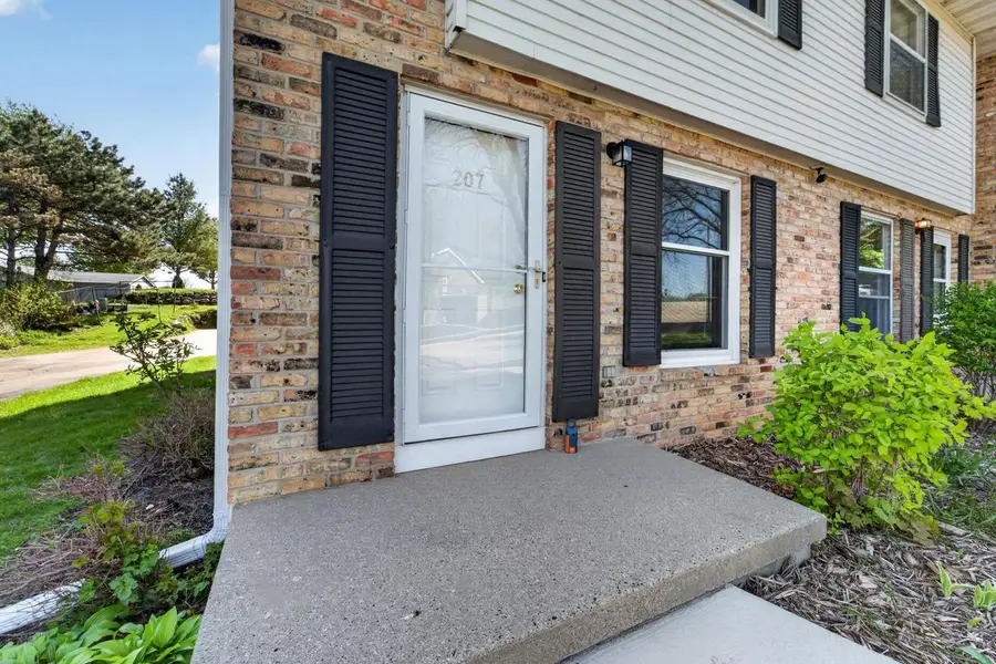 207 Brookwood Drive, Mount Horeb, WI 53572 - #2