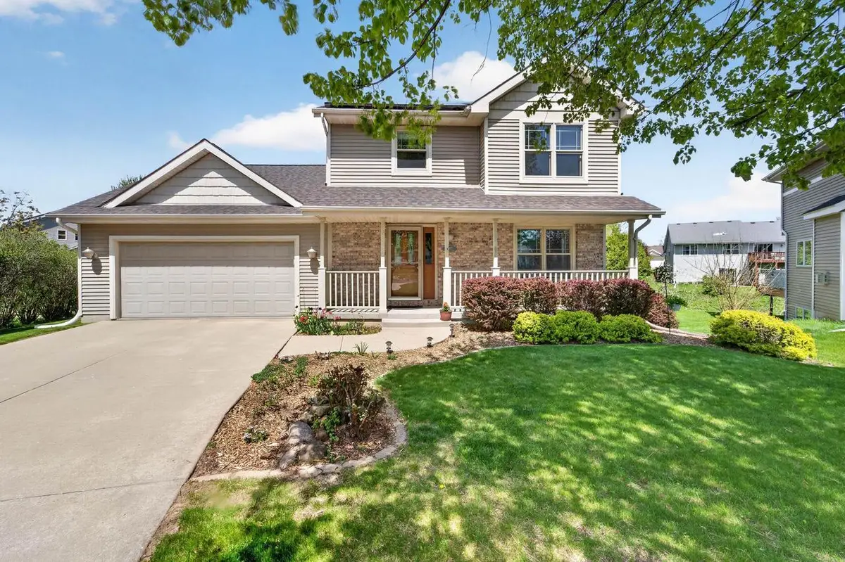 2877 Larkspur Lane, Fitchburg, WI 53711 - #1