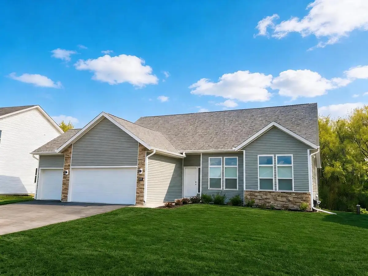 611 Maple Beach Drive, Edgerton, WI 53534 - #1