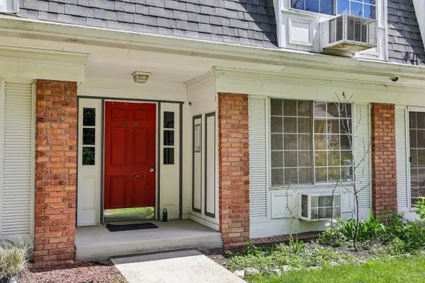 2138 Allen Boulevard #3, Middleton, WI 53562