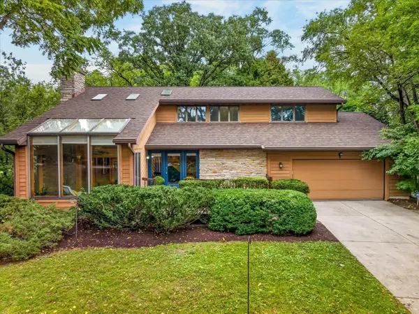 6130 Old Middleton Road, Madison, WI 53705