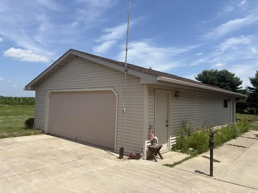 N8798 Beaver Point Road, Beaver Dam, WI 53916 - #2